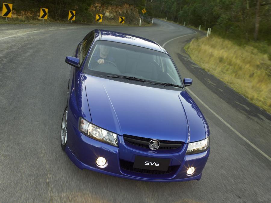  Holden Commodore SV6 2004 года  (фото 5 из 8)